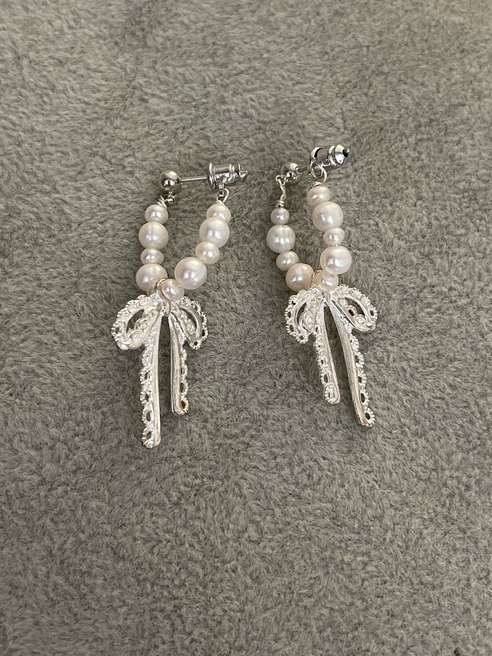 Freshwater Pearl Beaded Bow Drop Earrings - Silver & White